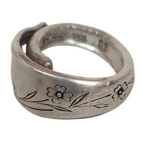 Springtime Rogers Bros 1957 Spoon Ring